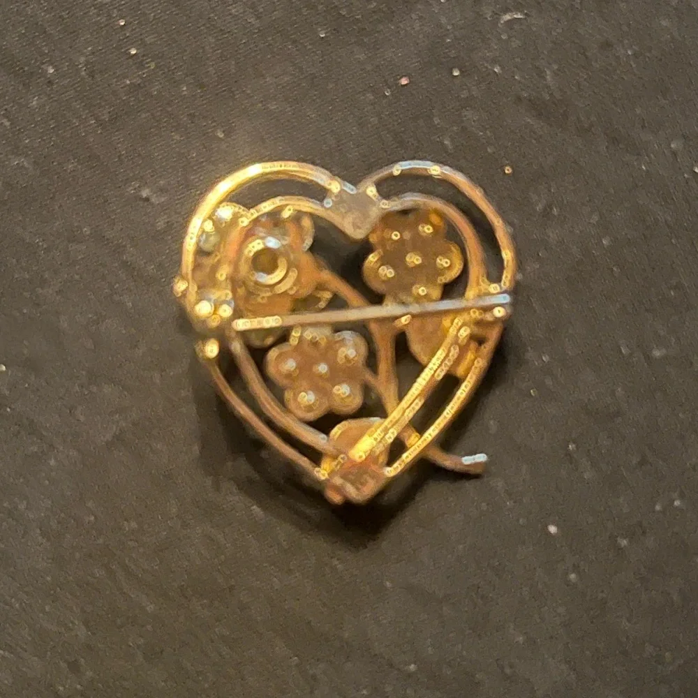 Vintage Dainty Gold and Pink Floral Heart Brooch
